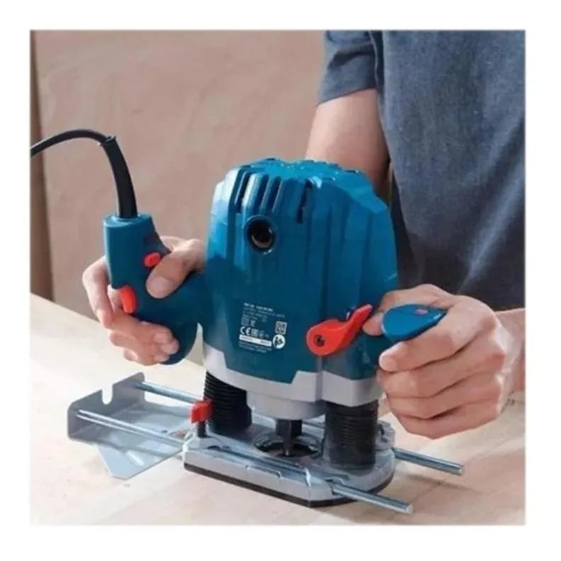 Tupia de Coluna GOF 130 Bosch 1300W 220V